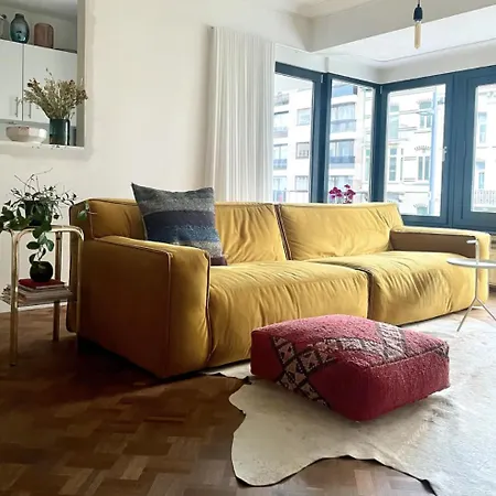 Spacious Mid-Century Design Apartment Close To The Beach & City Centre * Oostende